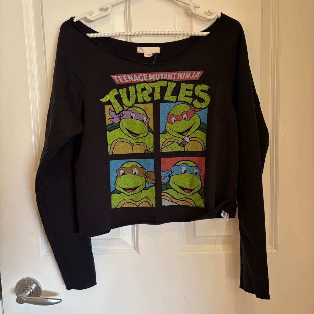 Teenage Mutant Ninja Turtles Black Crop Sweatshirt